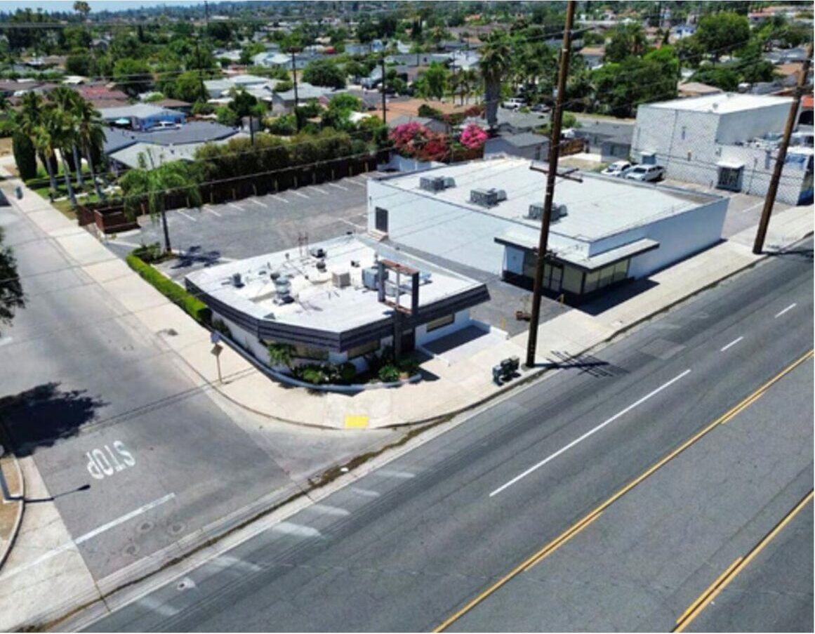 421–431 N Harbor Blvd, La Habra
